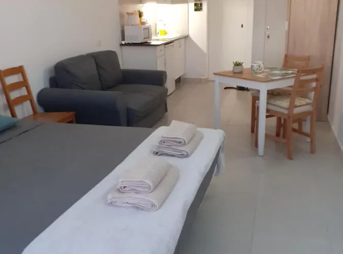 Casa Tavio 6 Casa Tavio 7 Апартаменты *